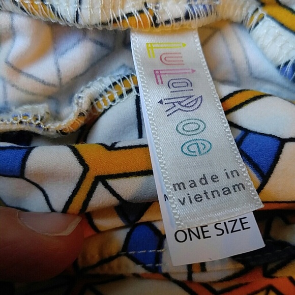 LuLaRoe One Size Leggings - Picture 3 of 4